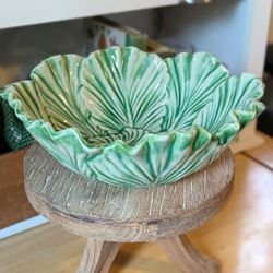 Vintage Atlantic Mold Ceramic Cabbage Lettuce Serving Bowl