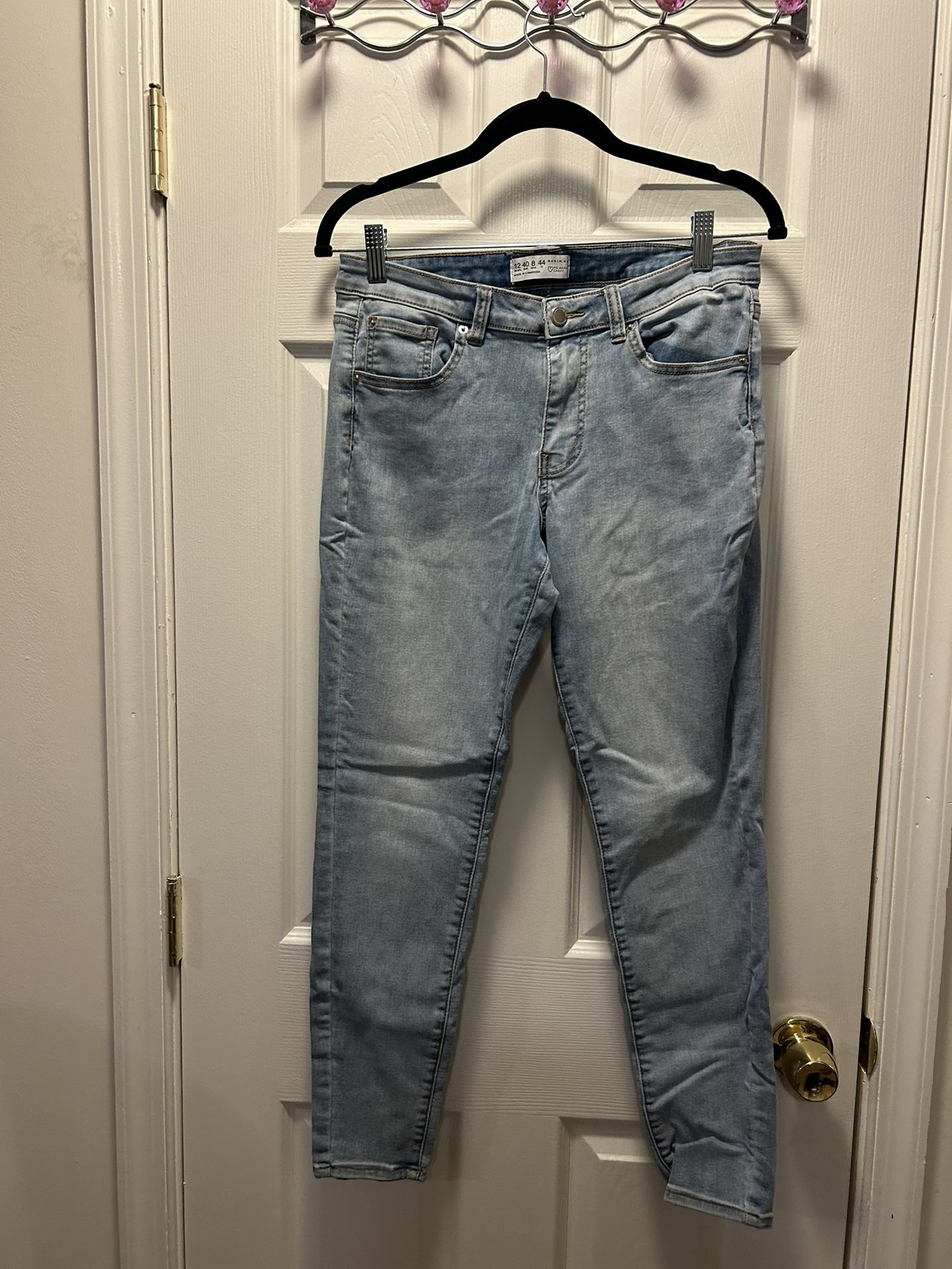 Light Wash Jeans