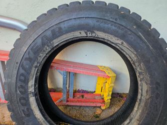 Goodyear Tires 255/70R22.5