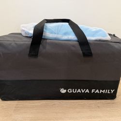 💙 Lotus Guava Travel Crib (with blue UV Sheet) 💙