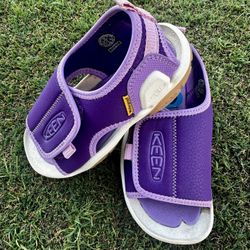 KEEN Child Knotch River Open Toe Sandal ! Waterproof ! 