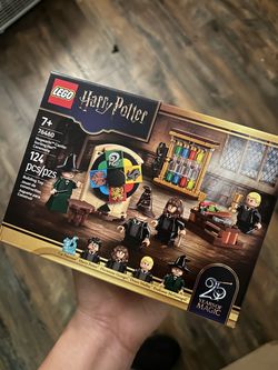 Brand new factory sealed Lego Harry Potter set