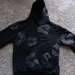 Men's Denim Tears Mono Cotton Wreath Sweatshirt  Size (S) 