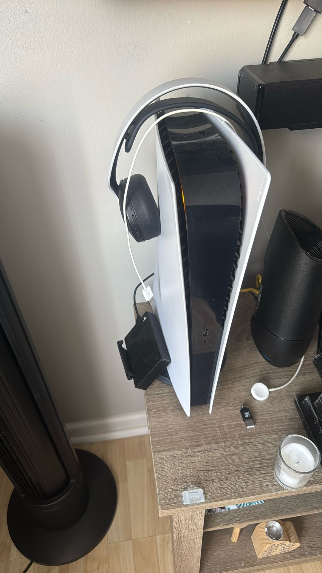 Ps5 Digital W Extra Storage And Downloaded Game (God Of wars)