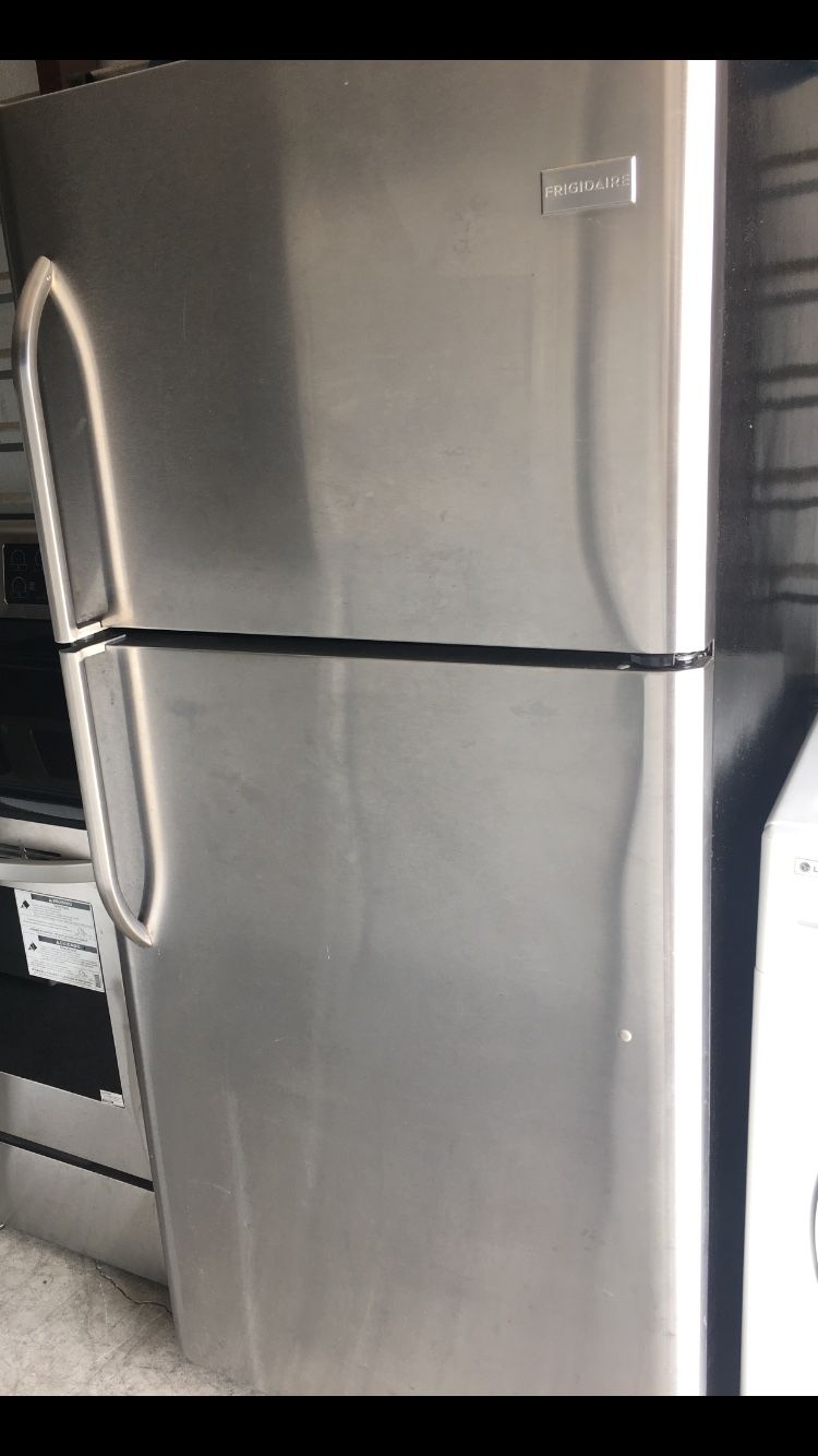 Set Refrigerator Frigidaire, Stove Whirlpool, and Dishwasher excellent condition delivery available. $575