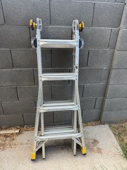 18ft Folding Ladder