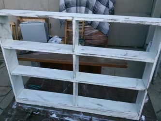 Shabby shelf