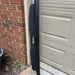 Retractable Cargo Cover - Jeep Grand Cherokee
