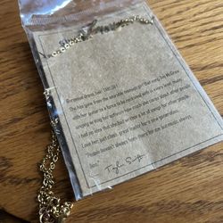 necklace 
