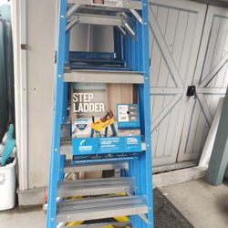 6feet Ladder New 75