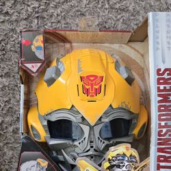 Transformers Bumblebee Voice Changer Mask – Hasbro