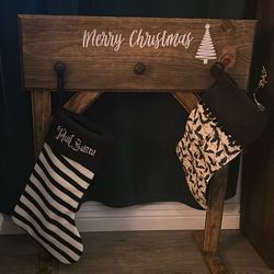 Stocking Holder (holds 3 Stockings)