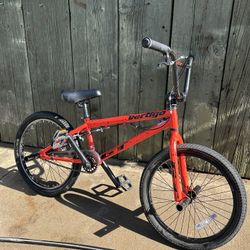 2023 Gt Vertigo Bmx Bike 