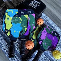 Pickleball Set Of Four With Carry Bag And Three Balls