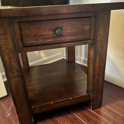 Pottery barn  Benchwright Square End Table (24")
