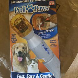 Many doggy items, including stroller and under the seat carry-on for airplane