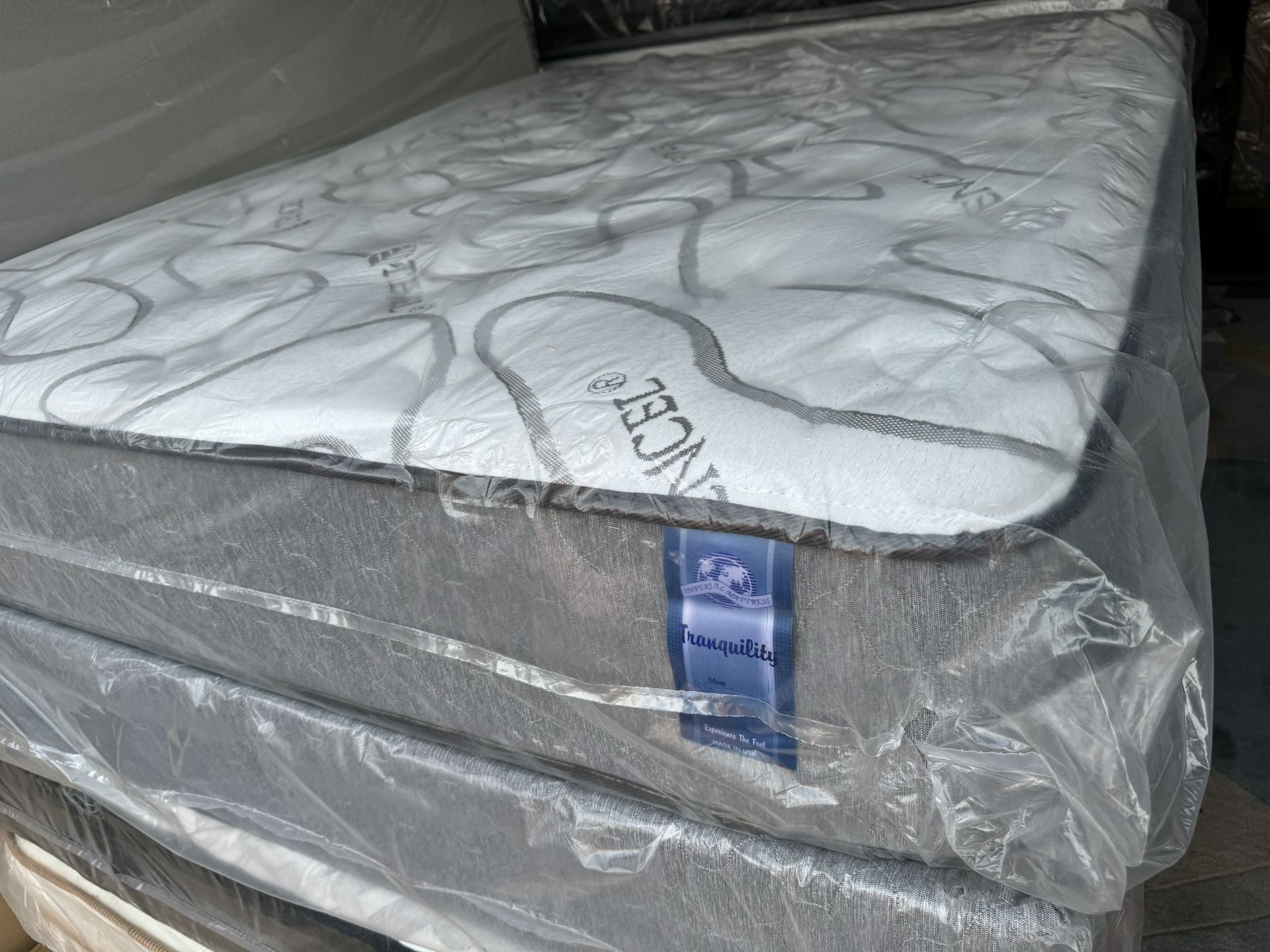 Brand New and good Quality Queen Mattress !&@ Free delivery!!