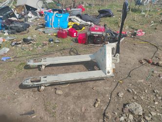 Pallet jack