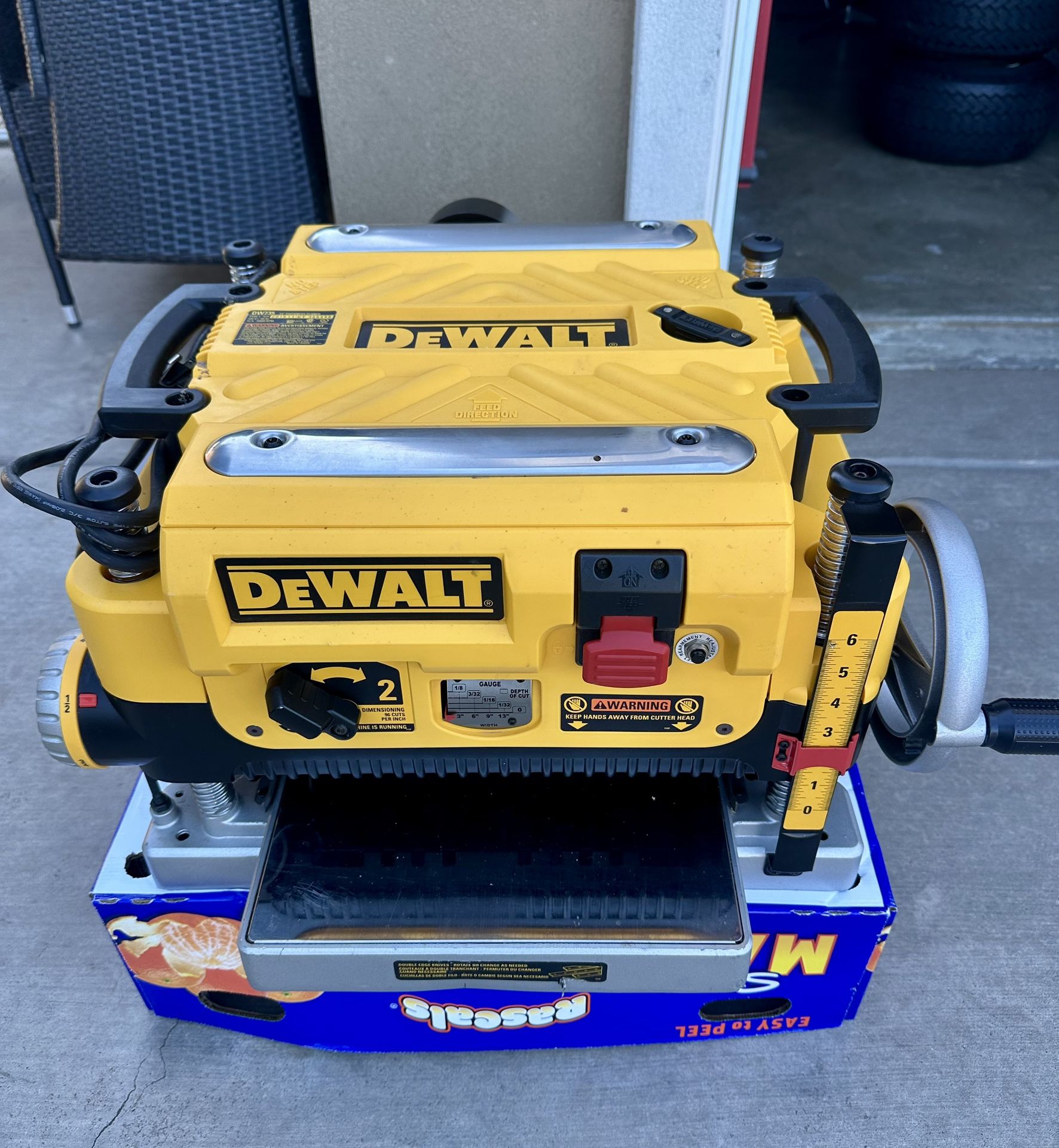 Dewalt 13” Planer DW735