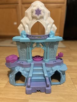 Disney Frozen Elsa’s Enchanted Palace Little People Musical Castle 
