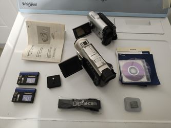 Samsung SCD80 MiniDV Camcorder.  Sony handycam dcr-dvd105 