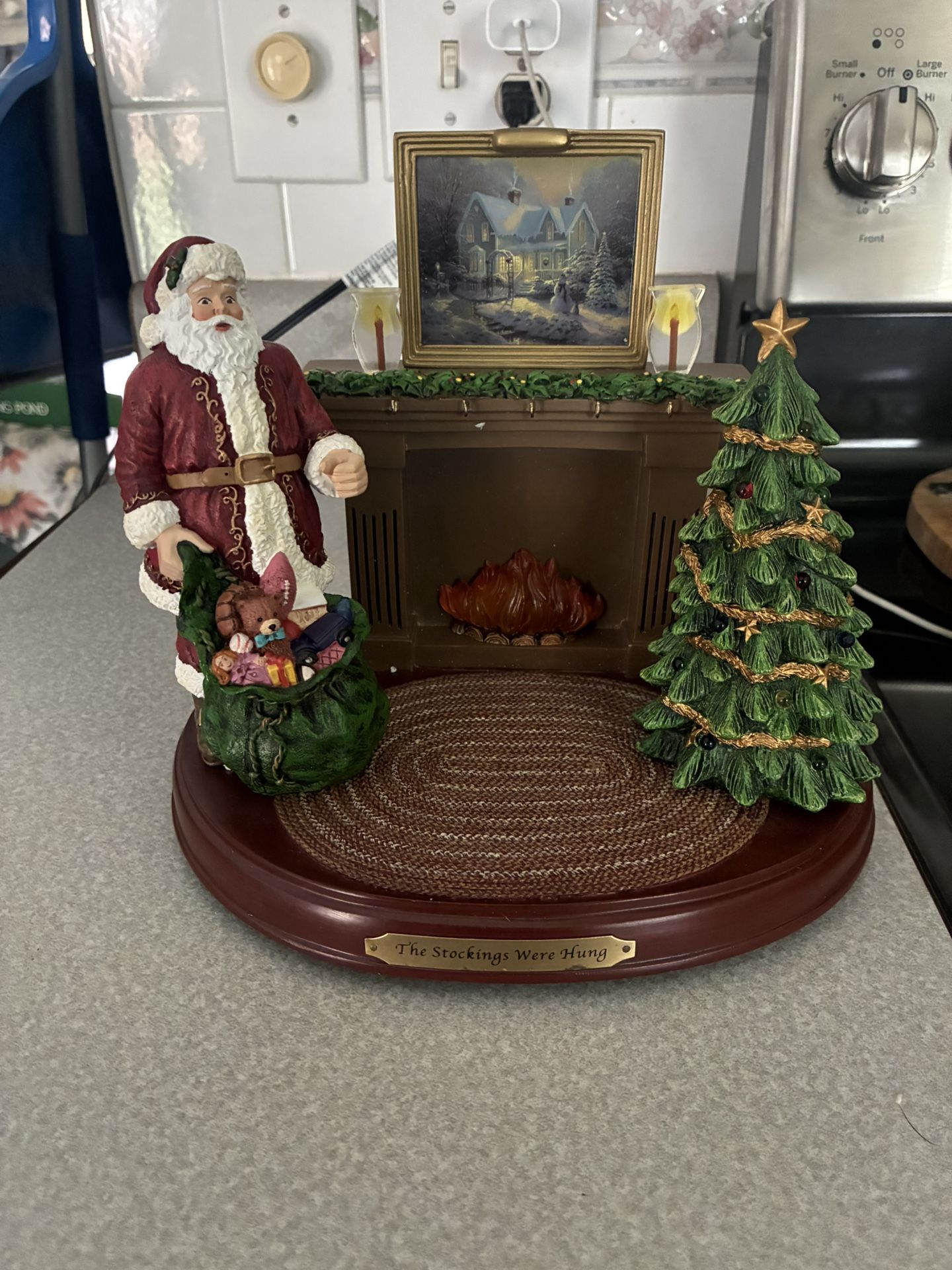 Thomas Kincaid “The Stockings Were Hung” Personalized Sculpture (with Music)