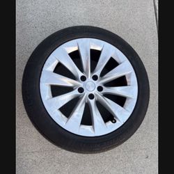 1 — 265/45r20 5x120 5x4.72 Stock Tesla Model X S BMW wheel Rim With Tire!