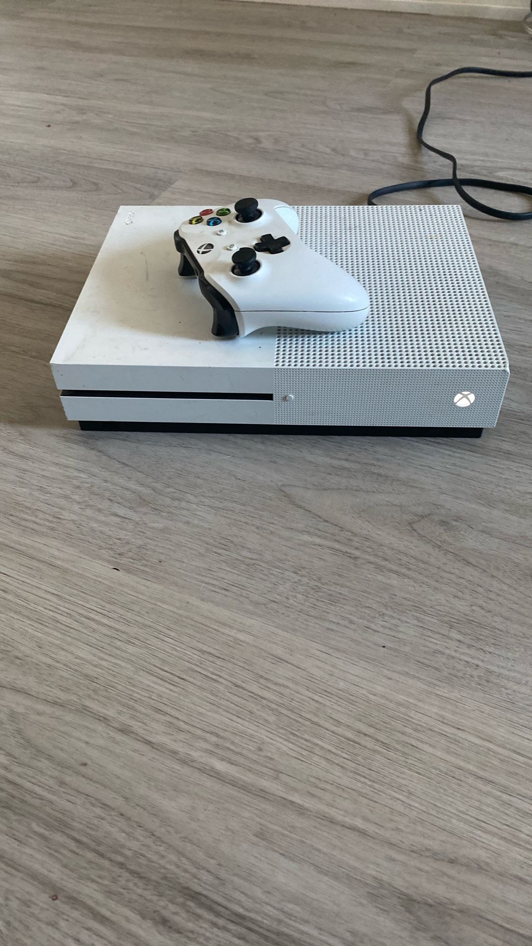 Xbox One S