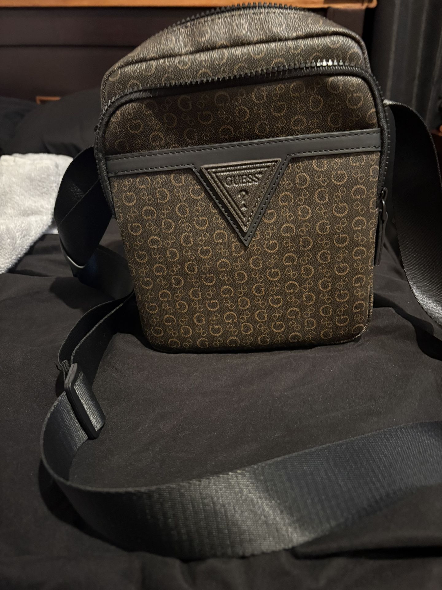 Guess Crossbody Bag