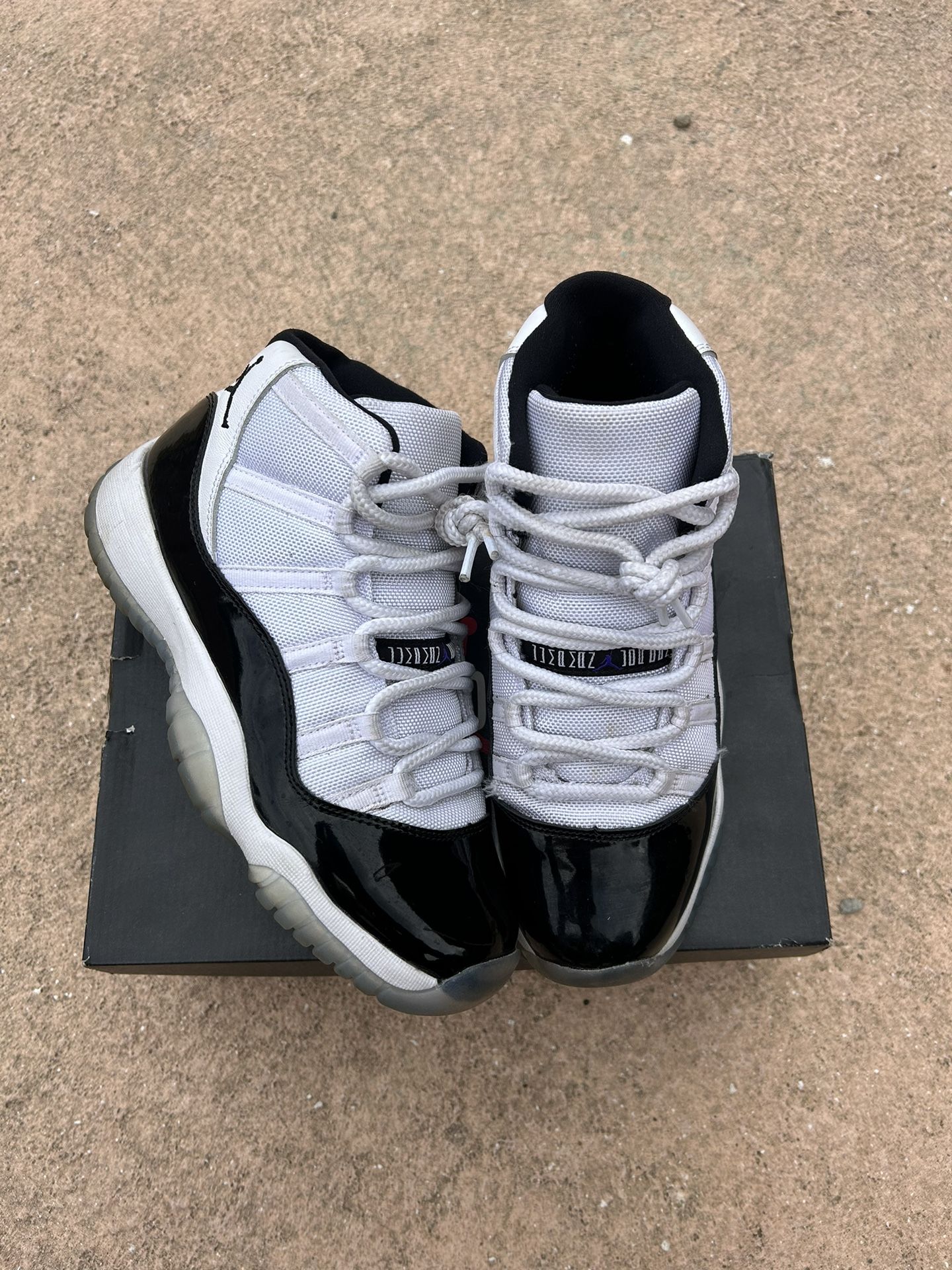 Concord Jordan 11s Size 7y