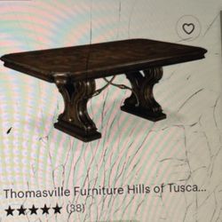 Thomasville Dinning Set REDUCED  Like New 
