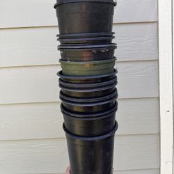 Tons Of Pots For Plants. Different Sizes.  