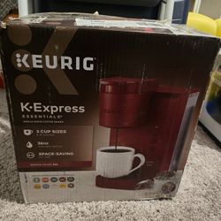 Keurig K-Express Essentials Red Single-Serve K-Cup Pod Coffee Maker
