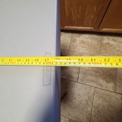 Lifetime 4 Ft Folding Table L