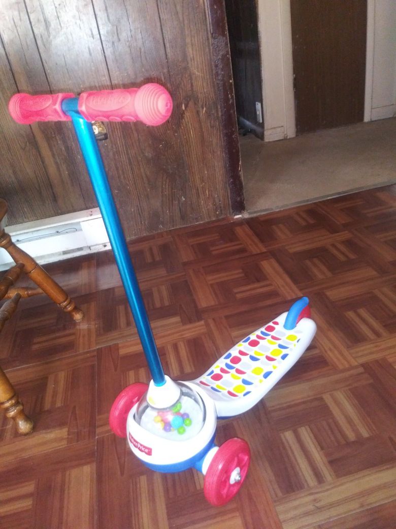 Kids Fisher Price Scooter For Sale 10.00 !