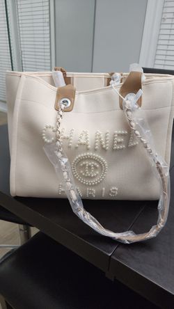Chanel Tote Bag for Sale in Orlando, FL - OfferUp