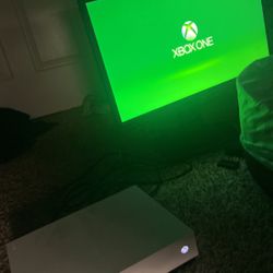 WORKING xbox one S (FOR PARTS)
