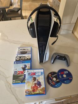 PS5 disk/online combo with game, conteoller  and wireless gaming headset