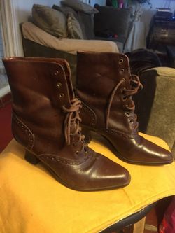 Leather booties