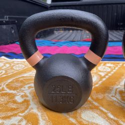 25 LB.  KETTLEBELL