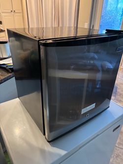 Mini freezer