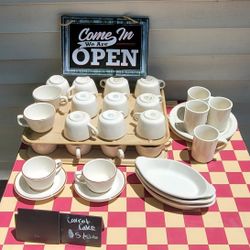 PLATES, CUPS, & SAUCERS