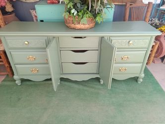 Long Sage Green 9/Drawer Dresser for Sale in Phoenix, AZ - OfferUp