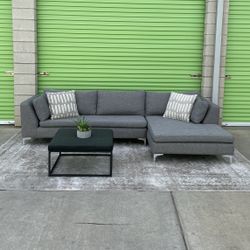 *Free Delivery* Gray Modern Sectional Couch Sofa