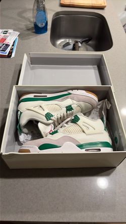 Air Jordan 4 Retro Size 10M