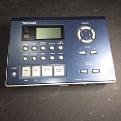 TASCAM CD-VT2 Vocal CD Trainer - Blue