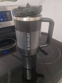 Stanley 40oz Tumbler Cup