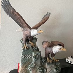 Eagle Esculpture