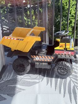Ride on dump truck