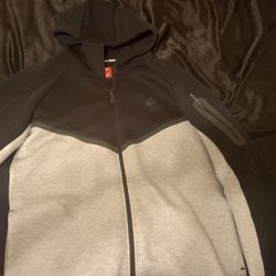 Black & Gray Nike Sweater XL